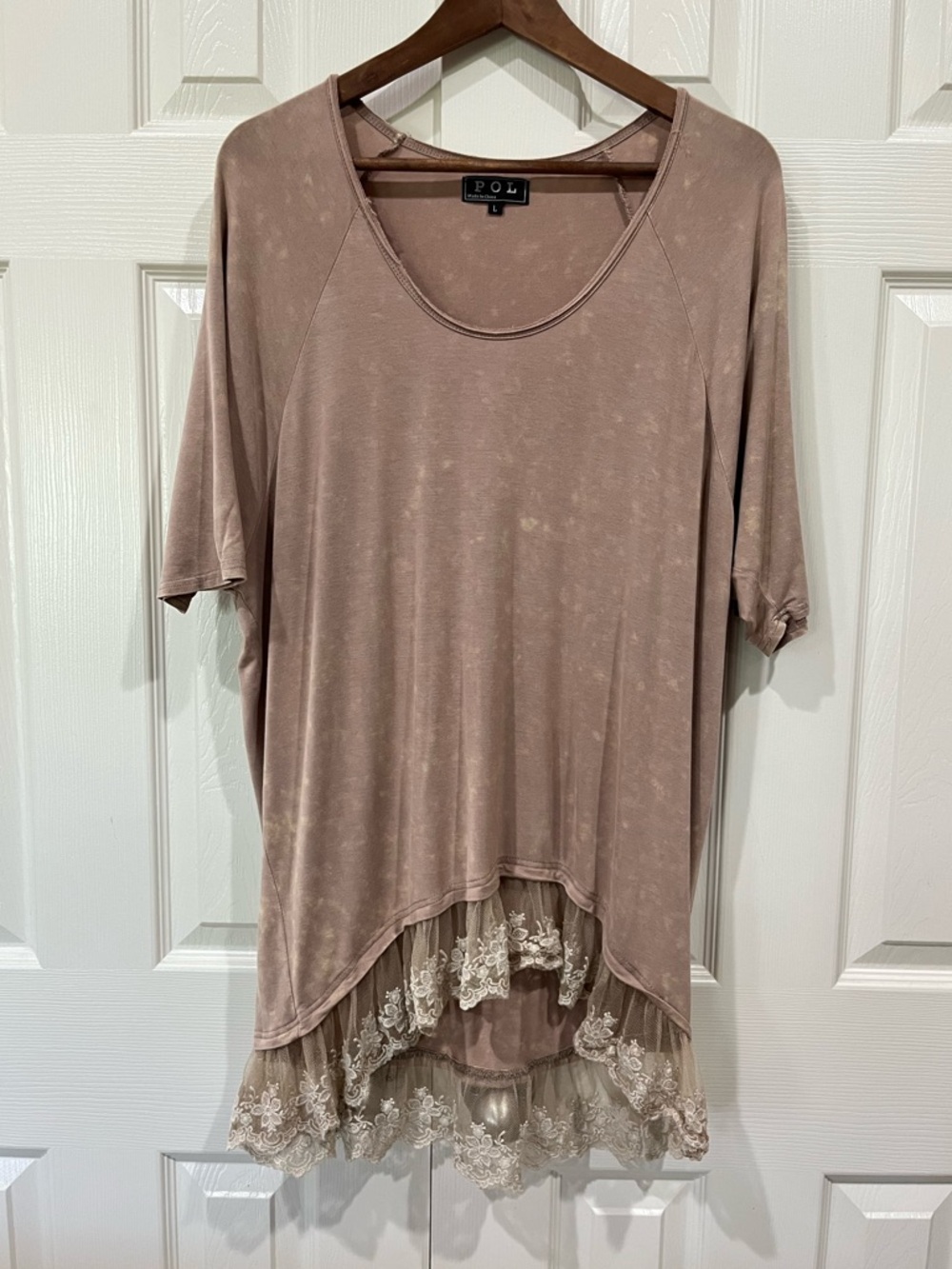 POL High-Low Tunic Top Short Sleeve Lace Trim Size L